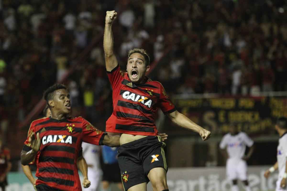 Sport saiu atrs do placar e buscou empate com o Atlitico-PR na Ilha do Retiro com gol do estreante Rgis