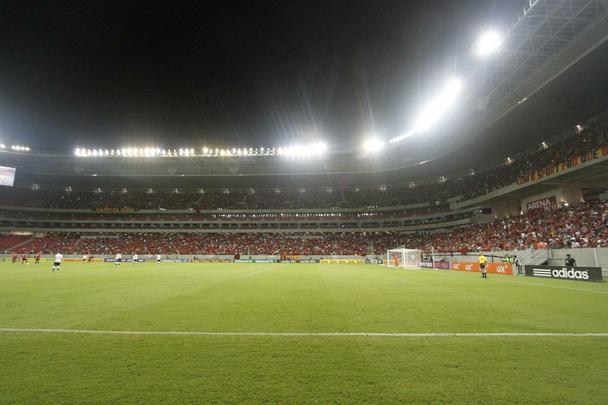 Na Arena Pernambuco, o Rubro-negro voltou a vencer na Srie A do Campeonato Brasileiro e empurrou o Verdo para a lanterna da competio.