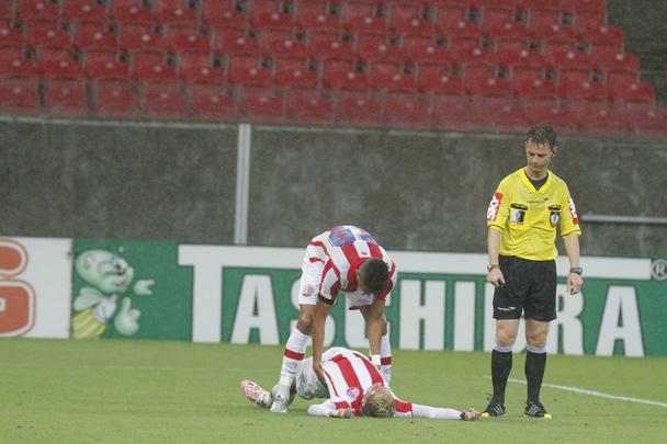 Timbu venceu o alvinegro cearense por 2 a 1 com dois gols do atacante Sass