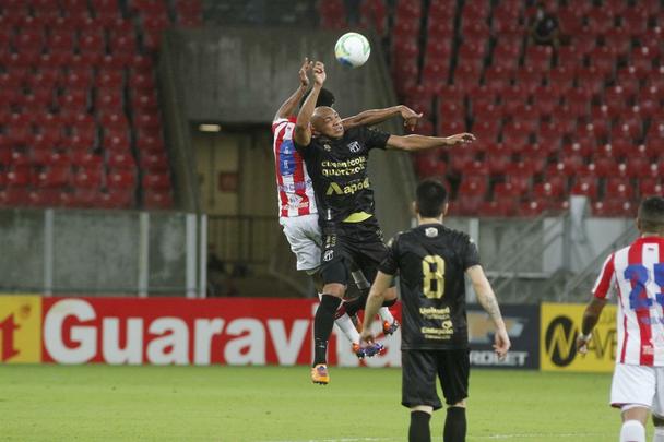 Timbu venceu o alvinegro cearense por 2 a 1 com dois gols do atacante Sass