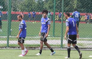 Equipe rubro-negra treina com volta Diego Souza para jogo na Arena Pernambuco, contra o Internacional