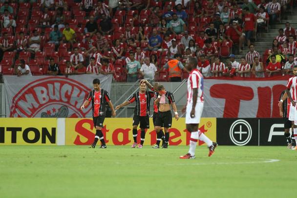 Na Arena Pernambuco, o Timbu no resistiu ao time catarinense e se afastou do G4. Os gols da partida foram marcados por Sass e Edigar Junio (duas vezes).