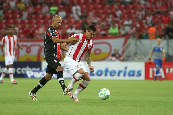 Na Arena Pernambuco, o Timbu no resistiu ao time catarinense e se afastou do G4. Os gols da partida foram marcados por Sass e Edigar Junio (duas vezes).