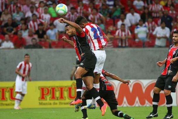 Na Arena Pernambuco, o Timbu no resistiu ao time catarinense e se afastou do G4. Os gols da partida foram marcados por Sass e Edigar Junio (duas vezes).