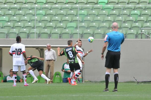 Tricolor sofreu o gol no primeiro tempo e não conseguiu reagir. Acabou saindo de campo derrotado