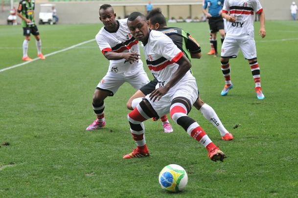 Tricolor sofreu o gol no primeiro tempo e não conseguiu reagir. Acabou saindo de campo derrotado
