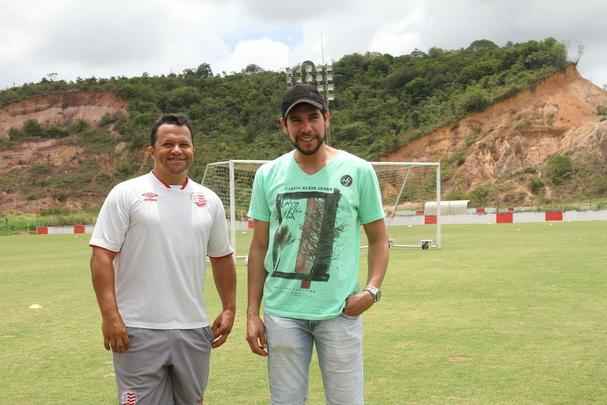 Revelado pelo Náutico, goleiro Rodolpho visita o clube e fala em voltar um dia