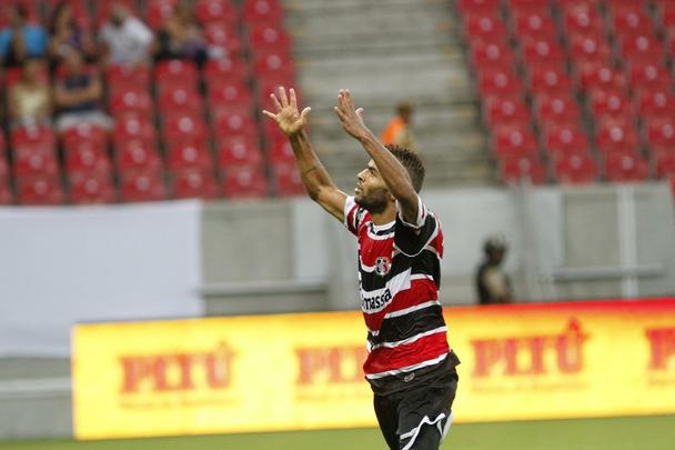 23/03 

Nutico 3 x 5 Santa Cruz

Foi um show coral sobre o Nutico, em plena Arena Pernambuco. O Timbu at saiu na frente, mas o Santa Cruz virou e deslanchou. Destaque para Lo Gamalho. O atacante parece se dar muito bem com a Arena. Ele marcou dois dos cinco gols do Tricolor, sendo um deles um golao por cobertura