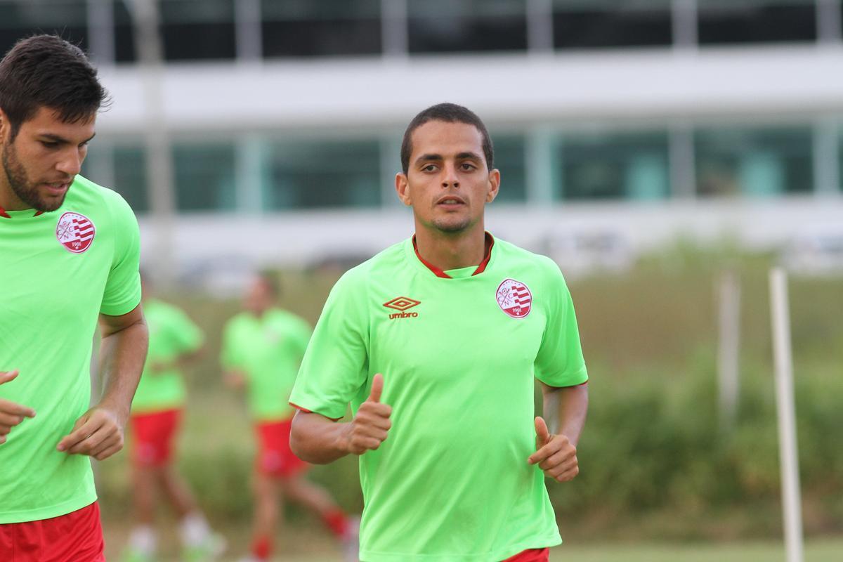 Dado Cavalcanti comandou ltima movimentao antes de pegar o Coelho na Arena Pernambuco