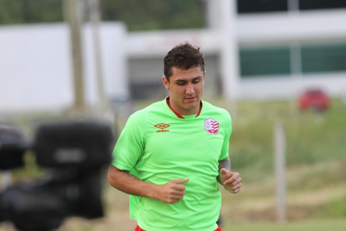 Dado Cavalcanti comandou ltima movimentao antes de pegar o Coelho na Arena Pernambuco