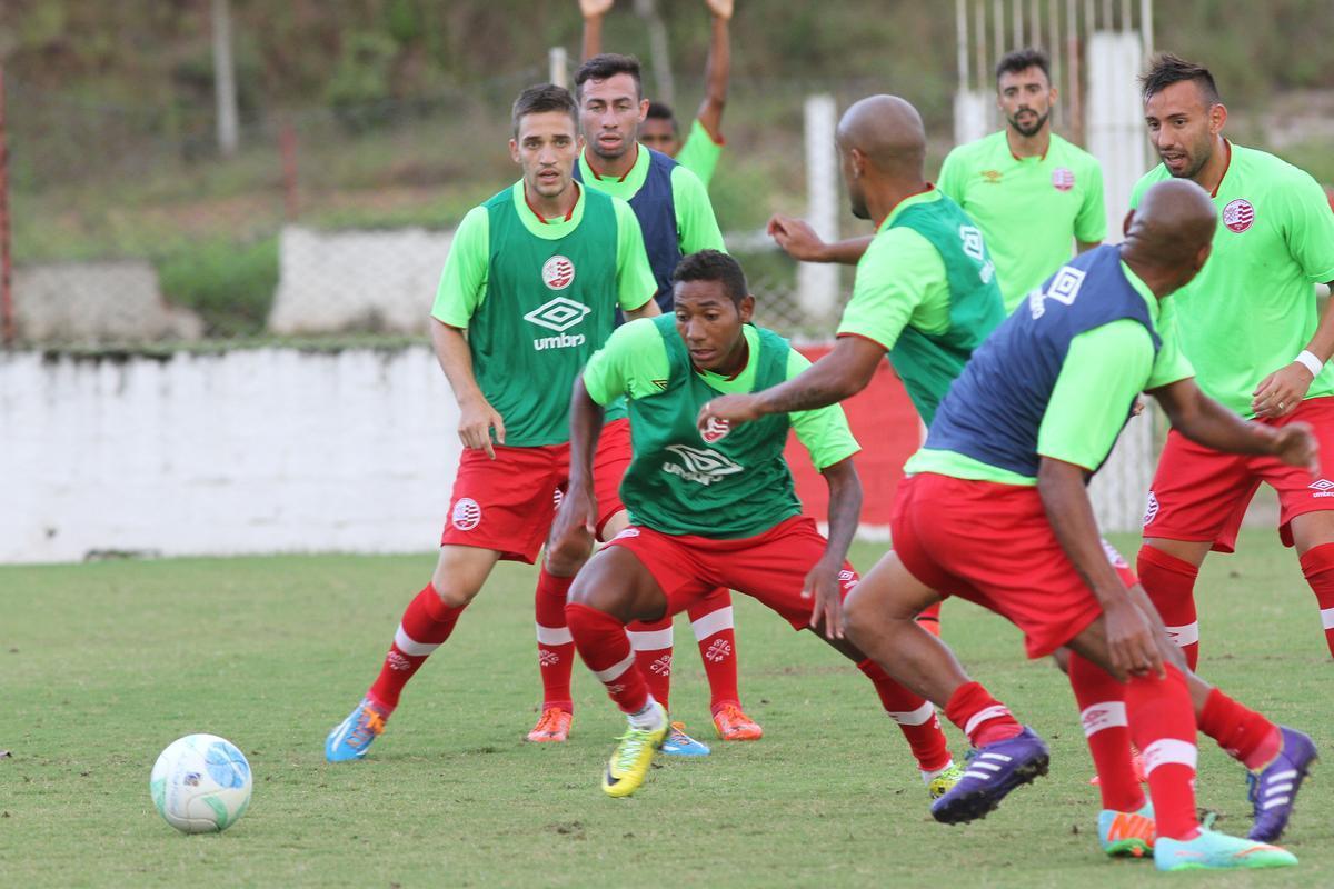 Dado Cavalcanti comandou ltima movimentao antes de pegar o Coelho na Arena Pernambuco