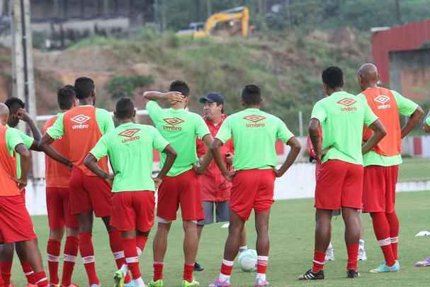 Dado Cavalcanti comandou última movimentação antes de pegar o Coelho na Arena Pernambuco