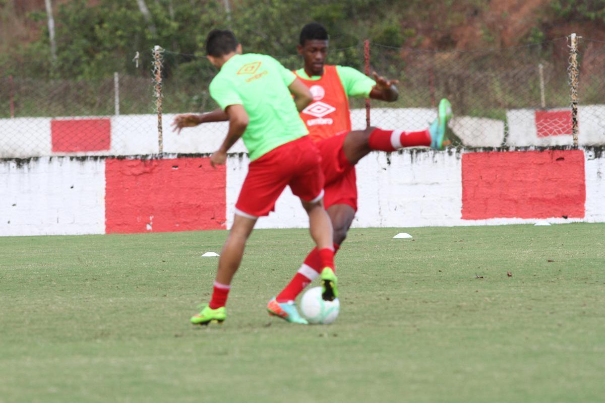 Dado Cavalcanti comandou ltima movimentao antes de pegar o Coelho na Arena Pernambuco