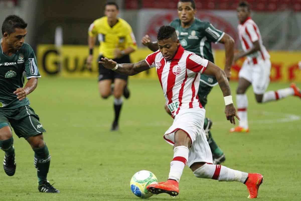Relembre como o Alvirrubro se saiu no primeiro turno do Campeonato Brasileiro contra os clubes que ele ainda enfrentar na sequncia da Srie B. 14 rodada - Nutico 1 x 0 Icasa. Em jogo com pblico pequeno, o Timbu fez apenas o necessrio e venceu os cearenses pelo placar mnimo.
