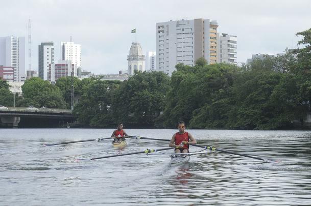 Com 23 pontos  frente do Sport, Nutico busca manter a liderana no Campeonato Pernambucano de Remo