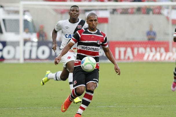 Santa Cruz recebeu o Vasco na Arena Pernambuco em partida vlida pela 30 rodada da Srie B.
