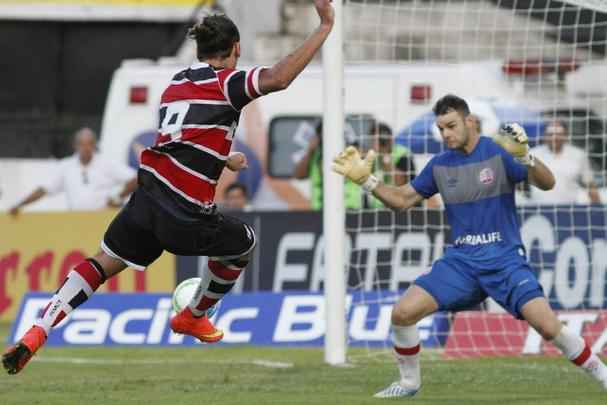 Quase 10 anos após o último confronto, em 9 de agosto de 2014, as equipes voltaram a se encontrar na Série B. O Santa Cruz recebeu o Náutico no Arruda. E venceu bem, 3 a 0, gols marcados por Keno, aos 12 do 2º tempo, e Wescley, aos 28 e 48, também da etapa complementar. O resultado colocou um ponto final na trajetória de Sidney Moraes no comando do Náutico.