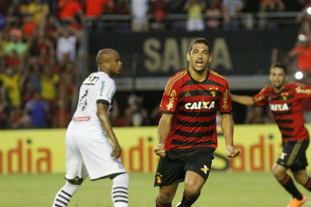 02/11/2014 - Fim da m fase - Sport vence o Figueirense, encerra ciclo sem vitrias e d arrancada para fechar Srie A com sete jogos de invencibilidade.
