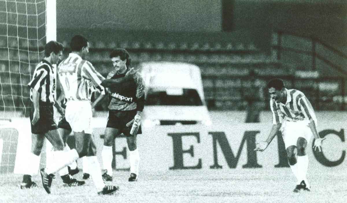 09/12/1994 - Nutico 2x2 Botafogo-PB - O Timbu saiu do Nordesto sem uma nica vitria. Somou 4 pontos: na edio, empates com gols valiam dois pontos. Alm dos paraibanos, os alvirrubros tambm empataram com o Bahia por 1 a 1 na segunda rodada, mas foi eliminado ainda na primeira fase na lanterna do grupo A.