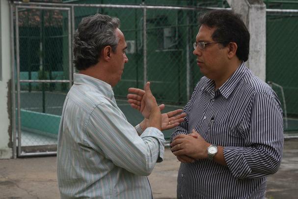 Na sede do clube, Evandro Carvalho conversou com Celso Muniz, atual presidente do Amrica.