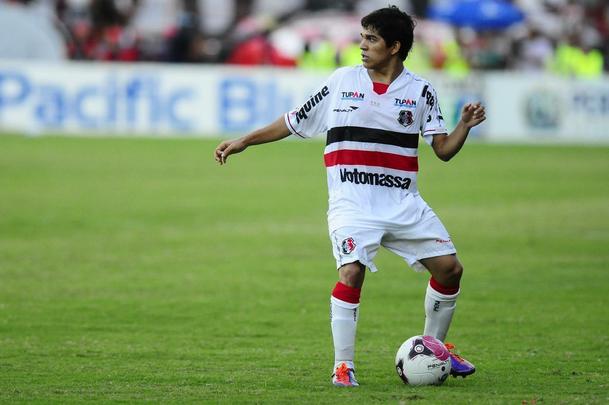 Da gerao de pratas da casa que conquistou um tricampeonato estadual, dois acessos e um ttulo da Srie C do Brasileiro, apenas Renatinho compe o atual elenco tricolor.