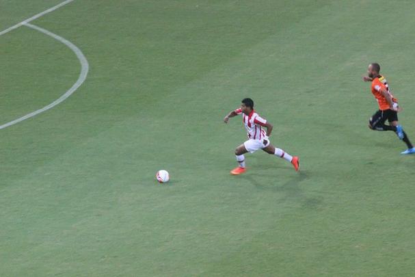 Timbu jogou sua terceira partida pelo Estadual e saiu na frente do Serra Talhada no primeiro tempo com um gol de Renato
