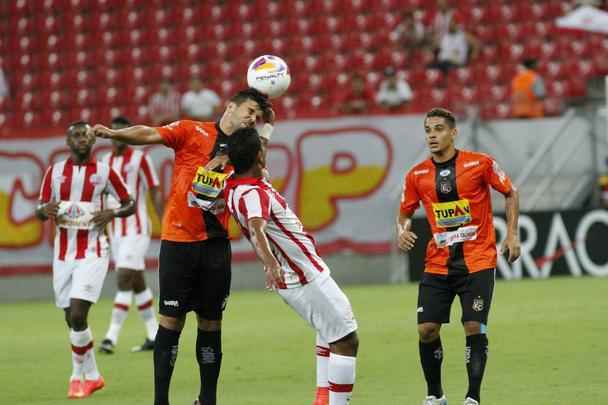 Timbu jogou sua terceira partida pelo Estadual e saiu na frente do Serra Talhada no primeiro tempo com um gol de Renato. Na segunda etapa, Josimar (2) e Guilherme deram nmeros finais ao triunfo alvirrubro.