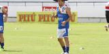 Ricardinho tenta ajustar time coral para partida contra o Central pelo Campeonato Pernambucano, na prxima quarta-feira