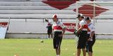 Ricardinho tenta ajustar time coral para partida contra o Central pelo Campeonato Pernambucano, na prxima quarta-feira