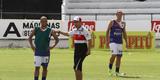 Ricardinho tenta ajustar time coral para partida contra o Central pelo Campeonato Pernambucano, na prxima quarta-feira