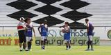 Ricardinho tenta ajustar time coral para partida contra o Central pelo Campeonato Pernambucano, na prxima quarta-feira
