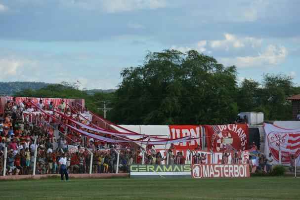 Os gols de Bruno Alves e Josimar garantiram a vitória do Náutico no Sertão e o retorno ao grupo de classificação às semifinais.
