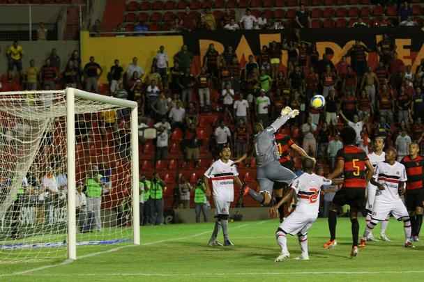 Em 2014, o Sport passou pelo CSA-AL com uma vitria (2 a 0) e uma derrota (1 a 0); nas semifinais, eliminou o Santa Cruz aps duas vitrias nos clssicos (2 a 0 e 2 a 1); na final, venceu por 2 a 0 o Cear na Ilha e, no Castelo, segurou o empate por 1 a 1 para ficar com o tricampeonato.