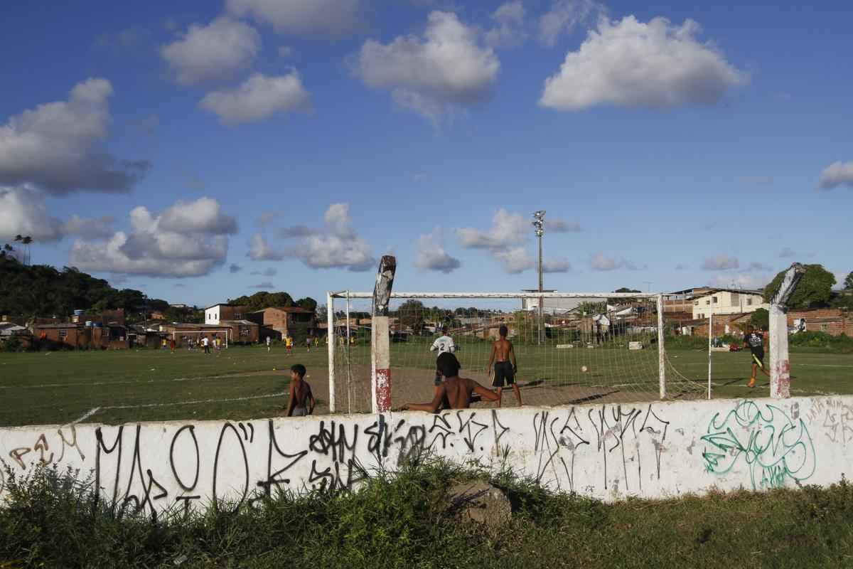 A estrutura do centro de treinamento da base do Santa Cruz. CT precrio est localizado no bairro de Dois Unidos, no Recife
