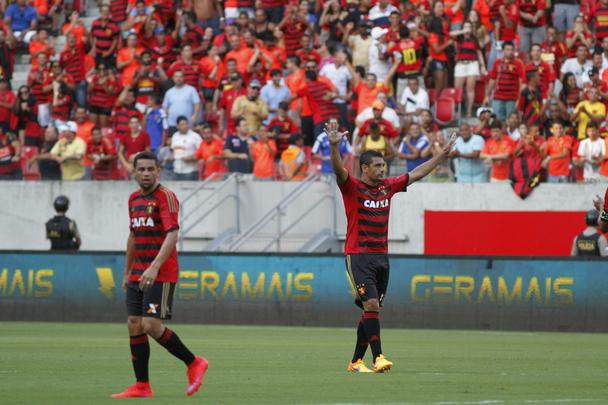 Salgueiro empata em 1 a 1 e elimina o Sport do Pernambucano. Equipe sertaneja vai para final indita do Estadual