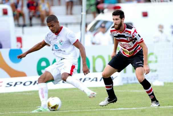 Santa Cruz e Salgueiro duelam no Arruda pela disputa do título pernambucano de 2015