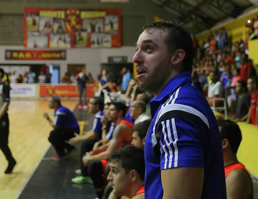 Valia o ttulo para o Caxias do Sul. Mas o Leo foi guerreiro e conseguiu uma vitria que adiou a deciso para a prxima sexta-feira (08), quarto jogo da srie. 