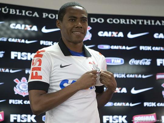 CORINTHIANS - Hoje ídolo do clube, o volante Elias teve uma passagem discreta pelo Náutico. Em 2005, ele passou pelos Aflitos e, ainda longe da fama, atuou como atacante.