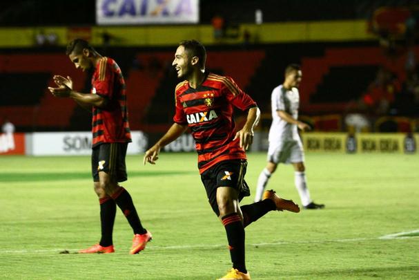Dominando o jogo desde o início, o Leão não teve dificuldades para vencer o Figueirense por 4 a 1