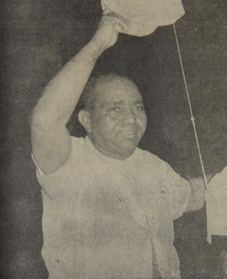 A Seleção Brasileira foi liderada pelo técnico Gentil Cardoso. Antes do início do Sul-Americano Extra (Copa América), em 1959, no Equador, ele adotou medidas de caráter militar. O comandante já havia servido à Marinha e exigiu que os atletas cortassem o cabelo no estilo de soldado e ainda trouxe um maestro para ensinar o hino nacional a todos os jogadores.