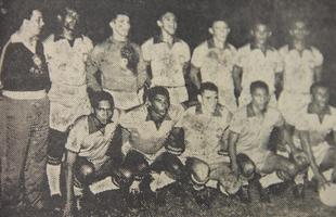 Formao da Seleo Cacareco (Brasil) que venceu o Equador no Sul-Americano Extra (Copa Amrica) de 1959 por 3 a 1.