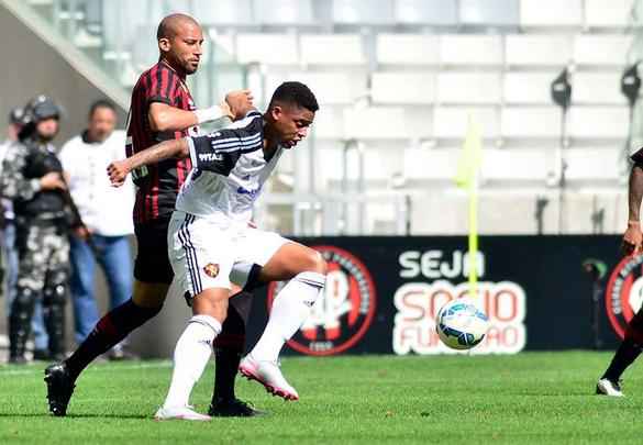 Sport e Atlético Paranaense ficaram no empate em 1 a 1 na Arena da Baixada