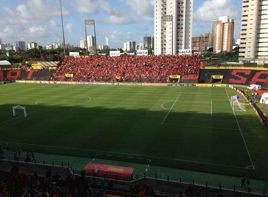 Aps mandar quatro jogos na Arena Pernambuco, equipe recebe a Ponte Preta em casa para 15.595 torcedores