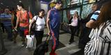 Sport embarcou nesta segunda-feira para enfrentar o Huracn pela Copa Sul-Americana e torcedores incentivaram os jogadores no aeroporto