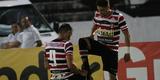 Sob olhares de um pblico modesto no Arruda, a vitria veio: 2 a 0, com gols de Bruno Moraes e Raniel