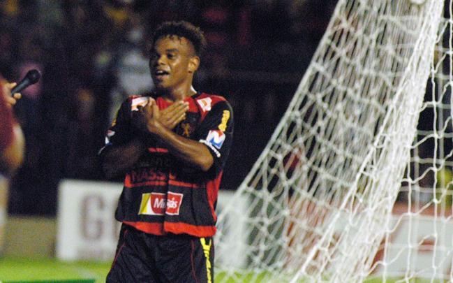 O segundo lugar histrico da artilharia do Sport em uma edio de Brasileiro  de Carlinhos Bala. Autodenominado Rei de Pernambuco, o atacante foi s redes 13 vezes no Brasileiro de 2007.