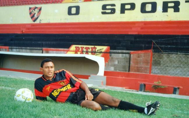 Com 9 gols no Brasileiro de 1997, Didi ficou marcado na histria do Sport como um dos maiores artilheiros do clube em Campeonatos Brasileiros.