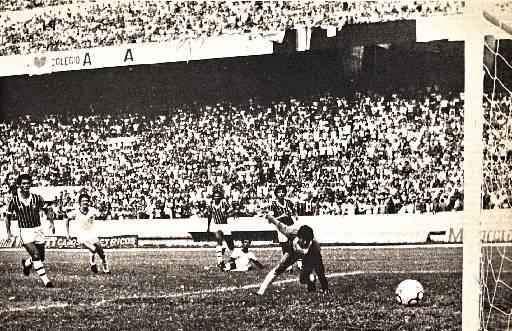 Náutico 0x1 Fluminense - 30/04/1983. Pelo Brasileiro de 1983, o Fluminense bateu o Náutico por 1 a 0 diante de 36.569 alvirrubros.