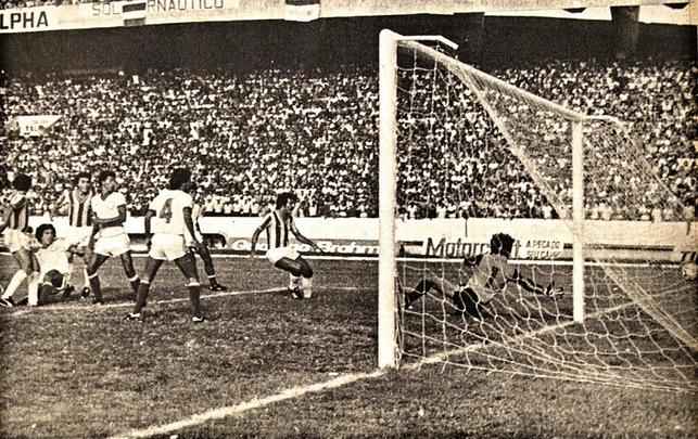 Náutico 4x0 Goiás - 19/03/1983. Mais um jogo de saudosa memória para os alvirrubros. Em partida válida pelo Campeonato Brasileiro. Mirandinha (2), Manguinha e Ivan marcaram os quatro gols da goleada Timbu sobre os goianos. 31.184 marcaram presenças no Arruda.