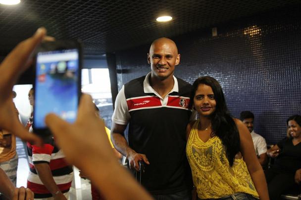 Santa Cruz embarca para So Paulo onde encara o Mogi Mirim no jogo que pode levar clube ao acesso